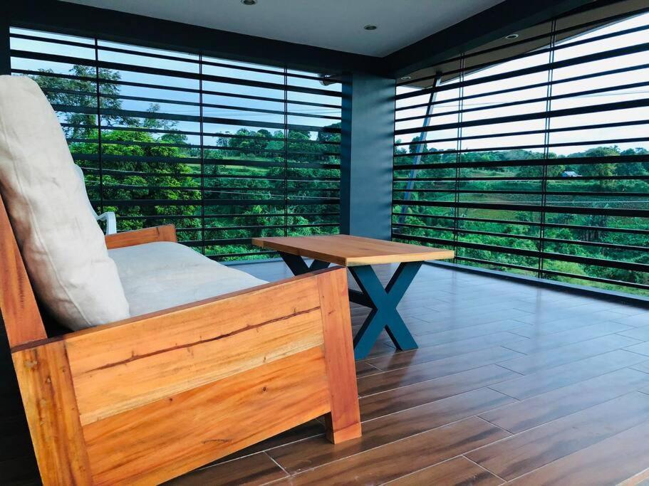 Overlooking Staycation At Sandari Batulao Tagaytay City Esterno foto