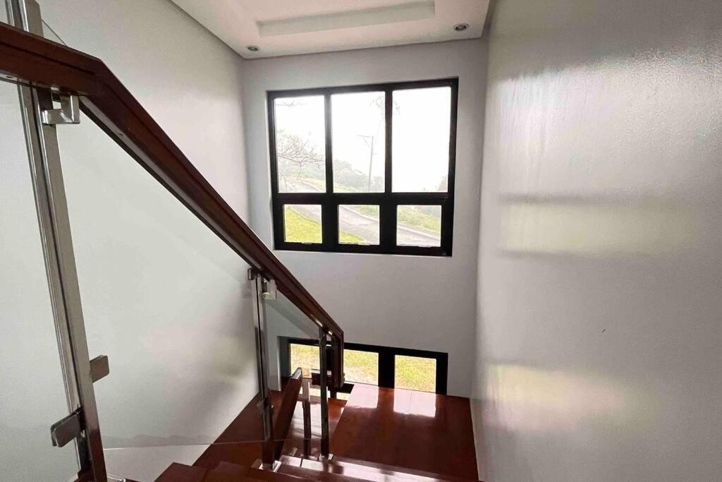 Overlooking Staycation At Sandari Batulao Tagaytay City Esterno foto