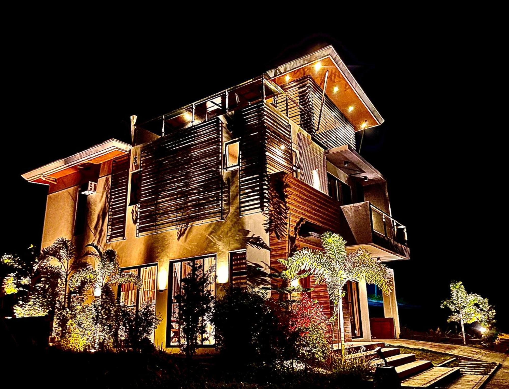 Overlooking Staycation At Sandari Batulao Tagaytay City Esterno foto